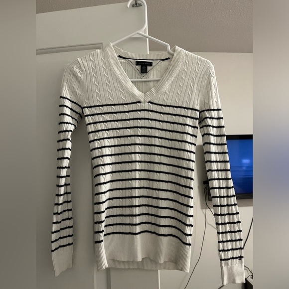 Vintage Tommy Hilfiger Shirt - Picture 2 of 7